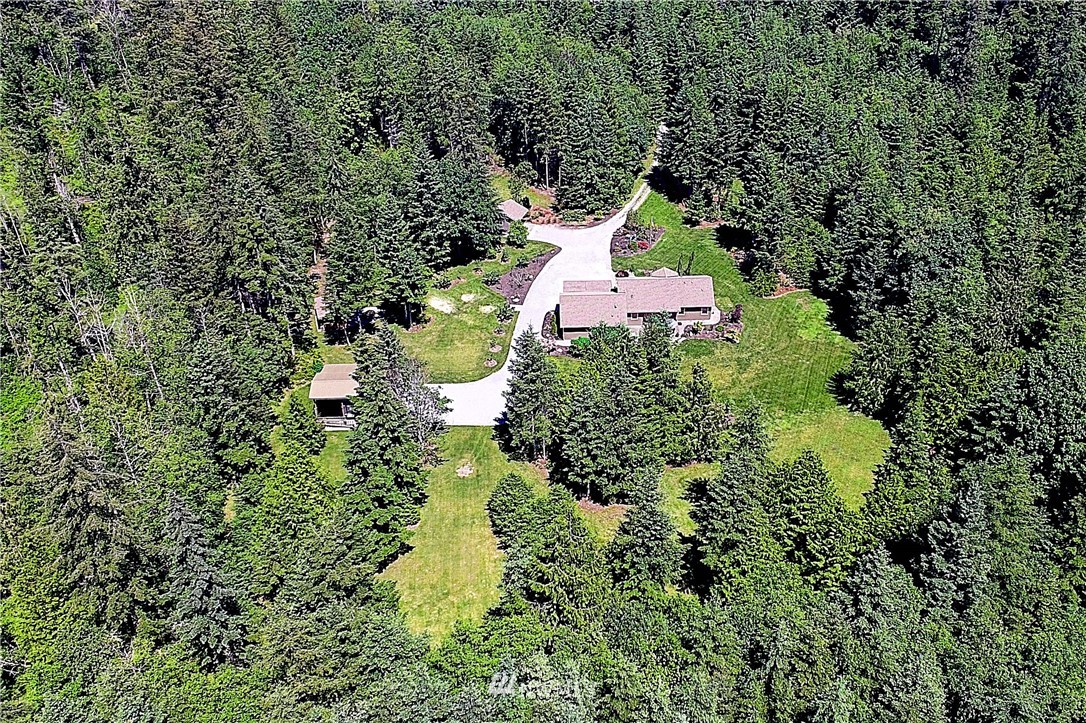 475 Cook Road Camano Island, WA 98282 - Photo 5 of 32 Gallery Image 5