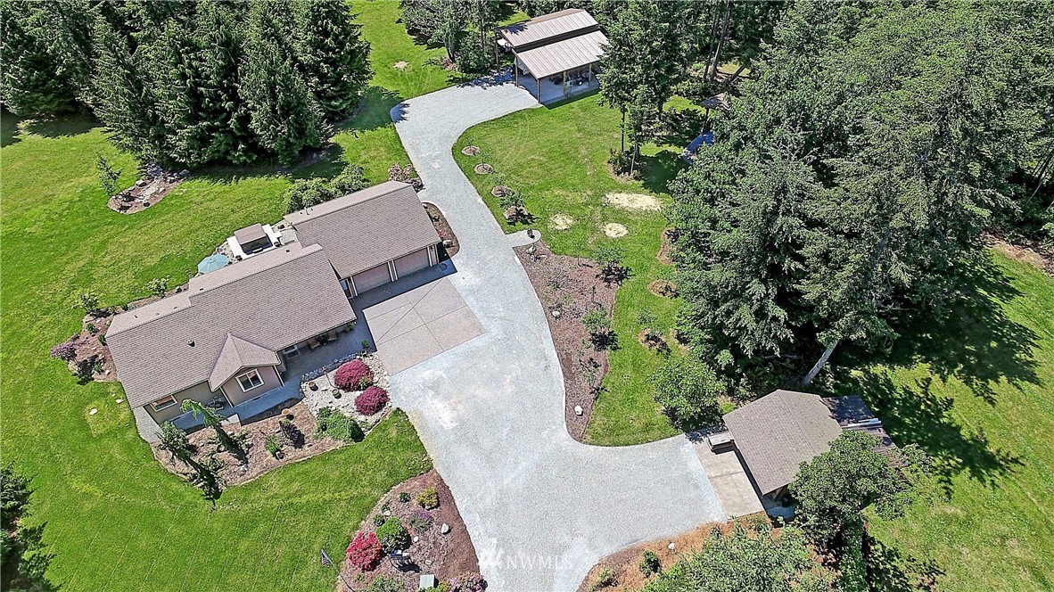 475 Cook Road Camano Island, WA 98282 - Photo 7 of 32 Gallery Image 7
