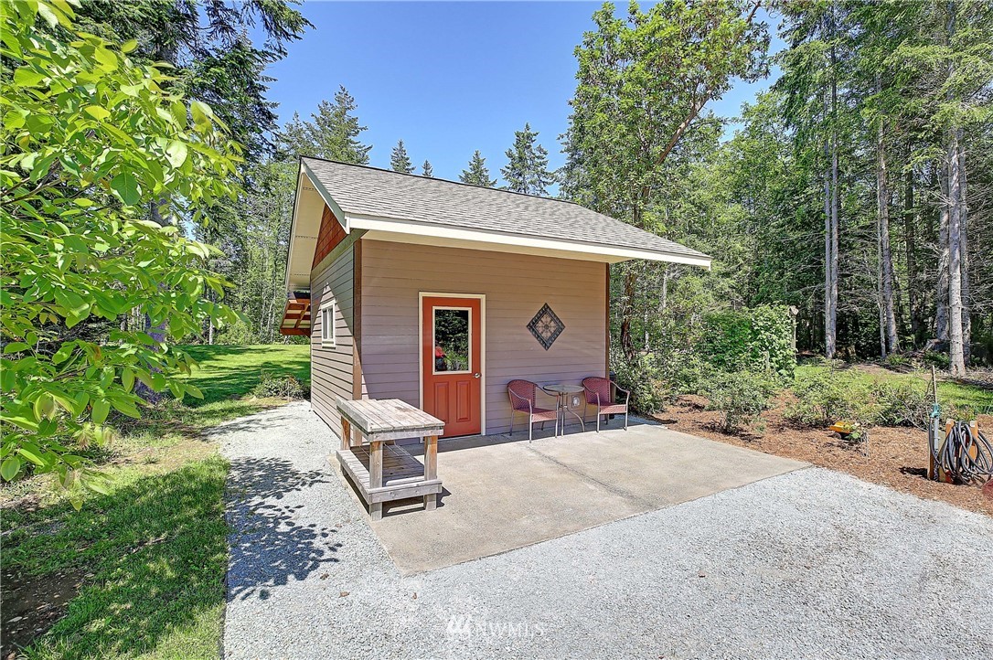 475 Cook Road Camano Island, WA 98282 - Photo 9 of 32 Gallery Image 9