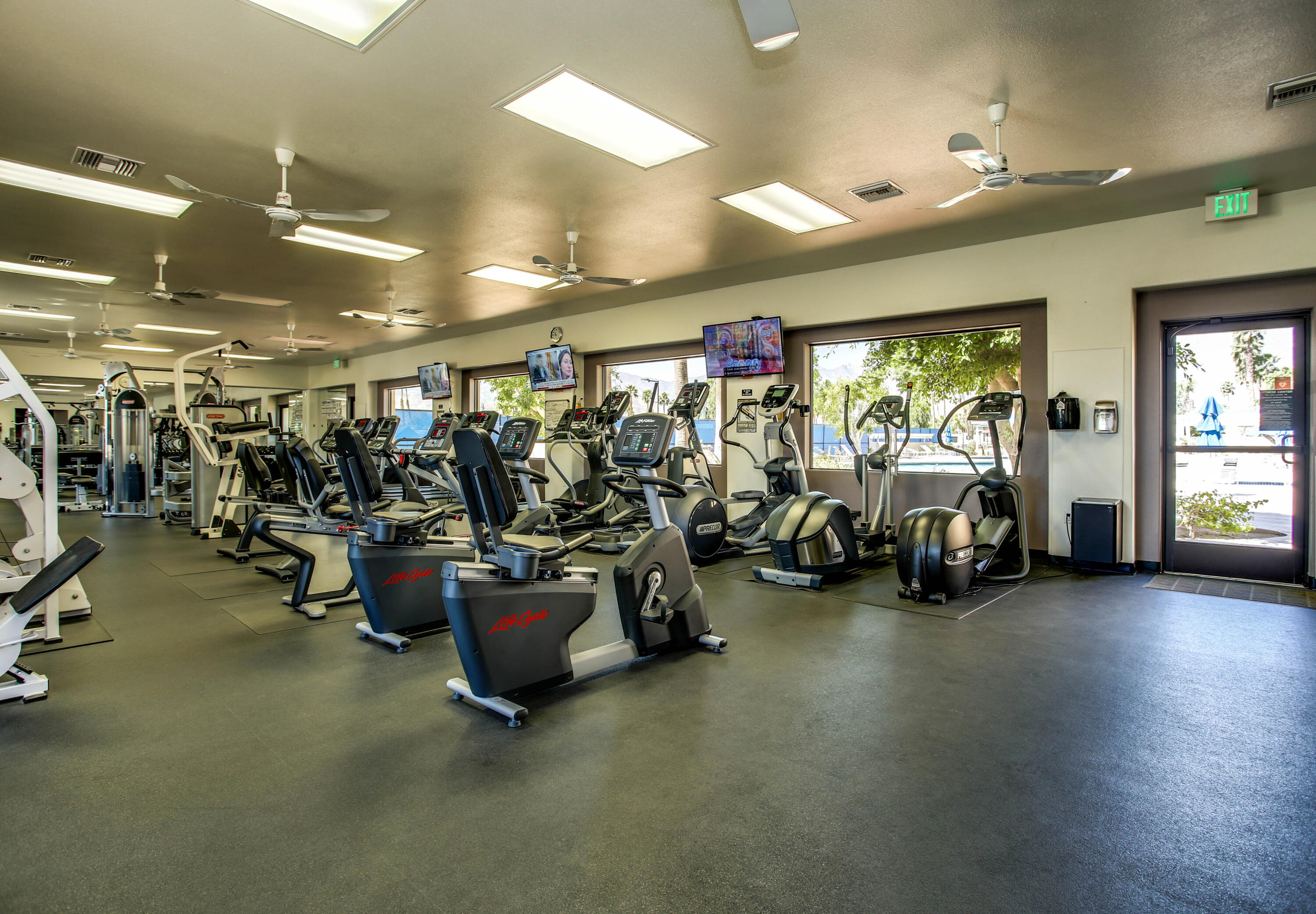69411 Ramon Road, Unit 269 Cathedral City, CA 92234 - Photo 60 of 62 a view of a room with gym equipment