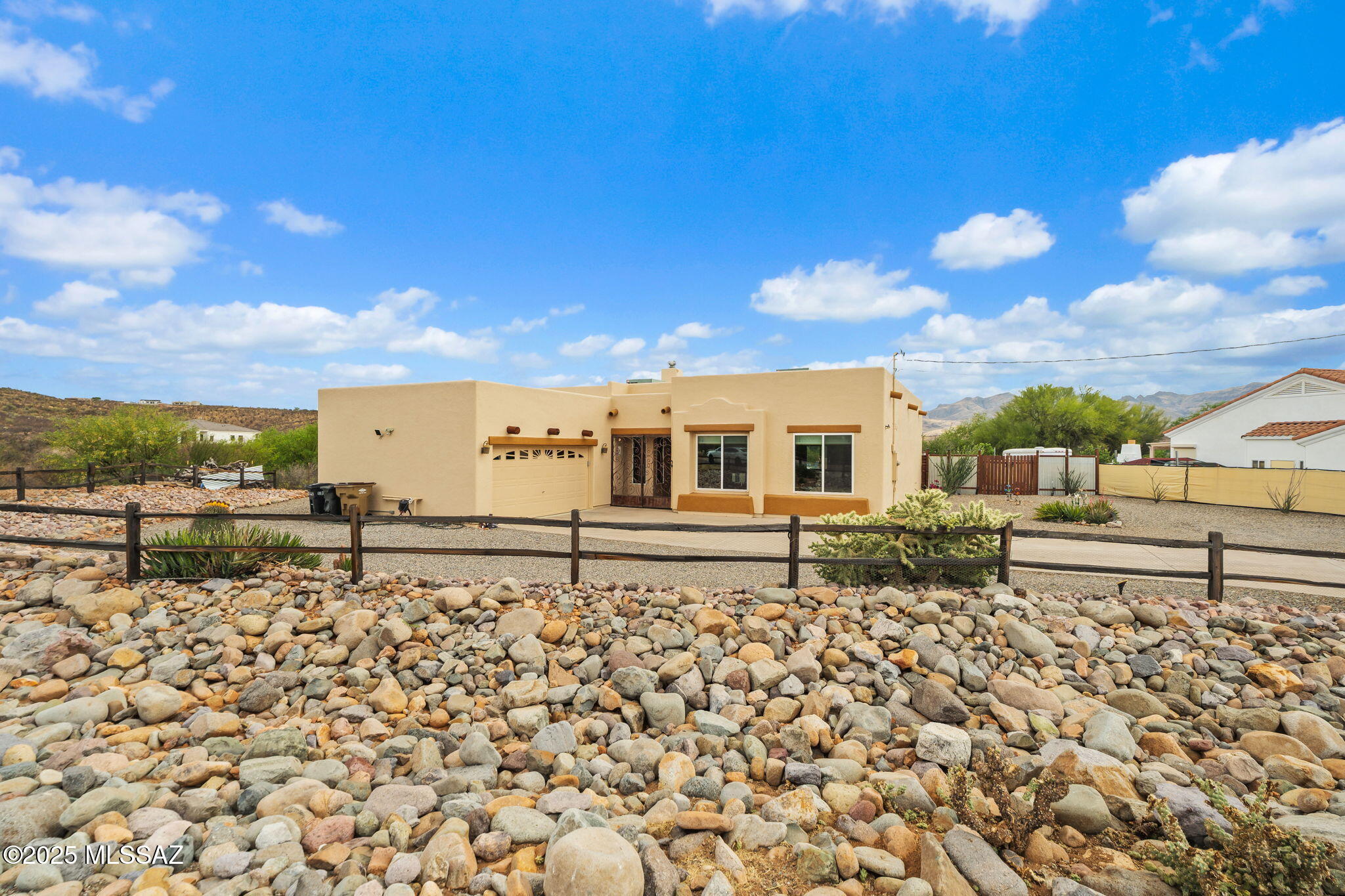 33 Camino Olympia Rio Rico, AZ 85648 - Photo 5 of 46