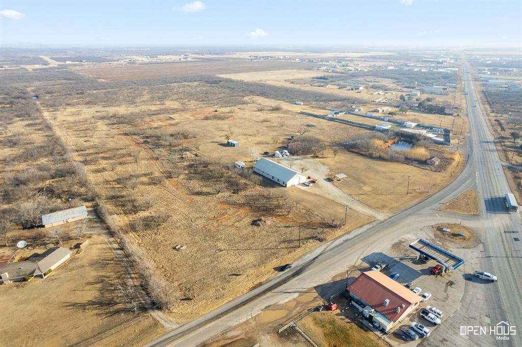 8620 Seymour Highway, Unit R Wichita Falls, TX 76310 - Photo 11 of 22 a view of an ocean and beach
