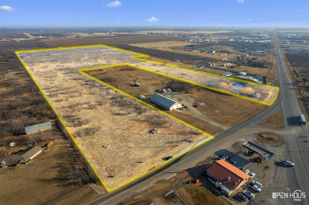 8620 Seymour Highway, Unit R Wichita Falls, TX 76310 - Photo 12 of 22 a view of an ocean