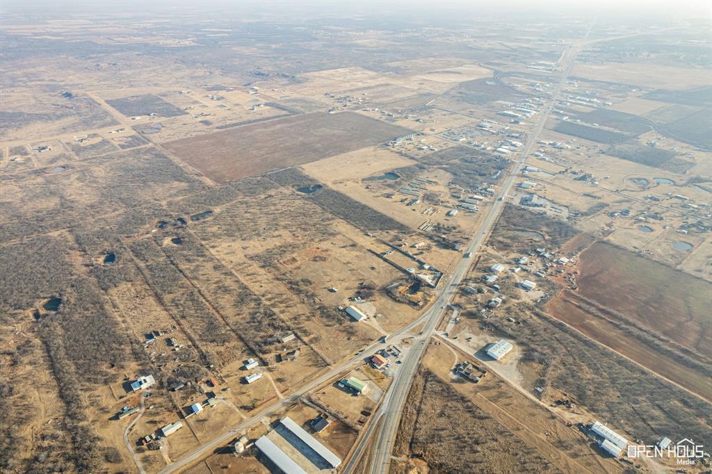8620 Seymour Highway, Unit R Wichita Falls, TX 76310 - Photo 3 of 22 a view of an ocean beach
