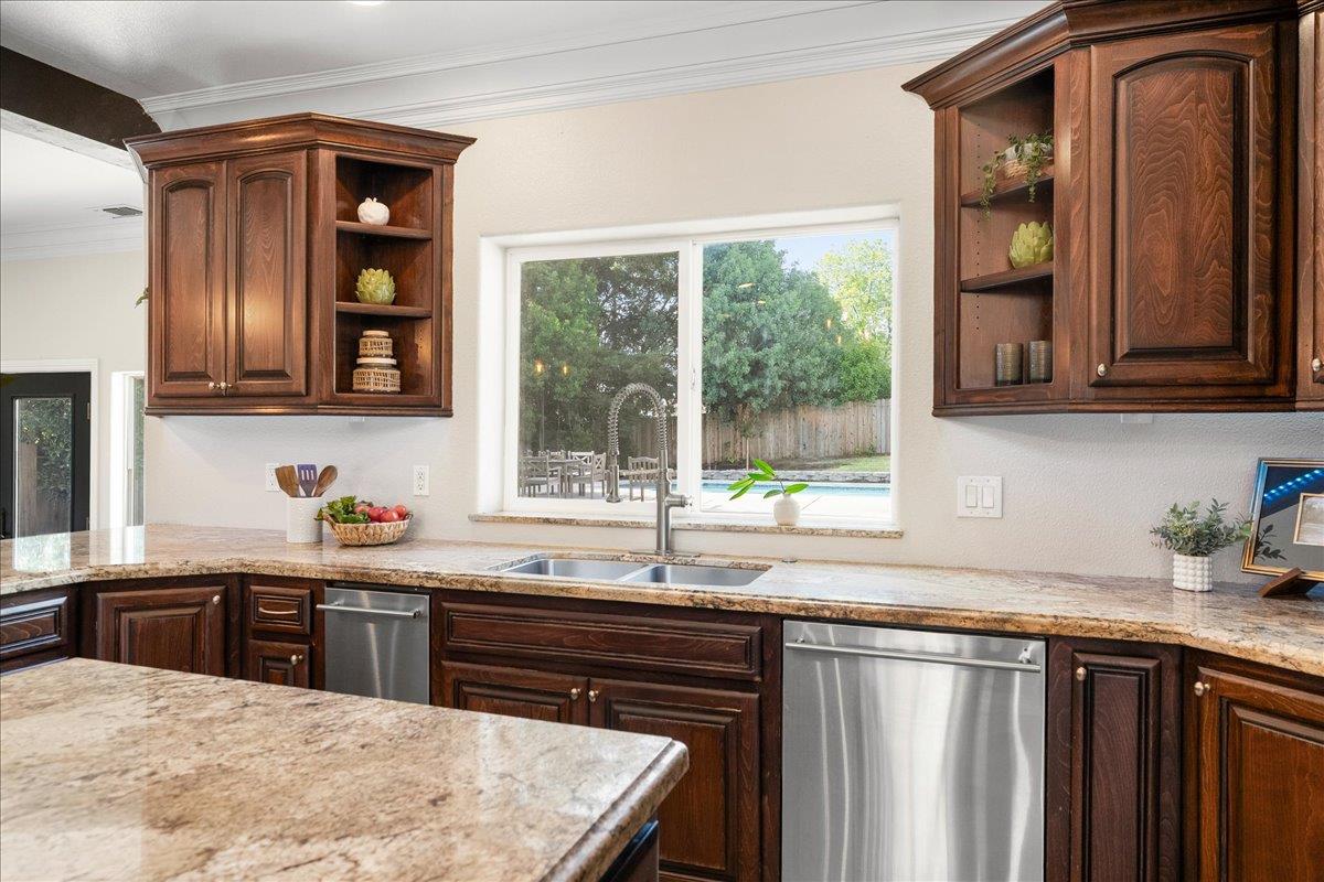 6817 Rappahannock Way Carmichael, CA 95608 - Photo 16 of 65