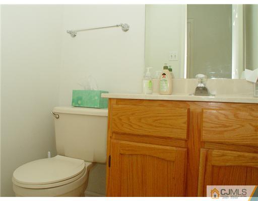 296 Smithwold Road Somerset, NJ 08873 - Photo 13 of 20 Gallery Image 13