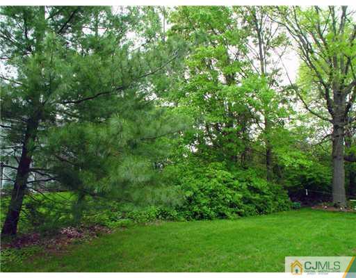 296 Smithwold Road Somerset, NJ 08873 - Photo 15 of 20 Gallery Image 15