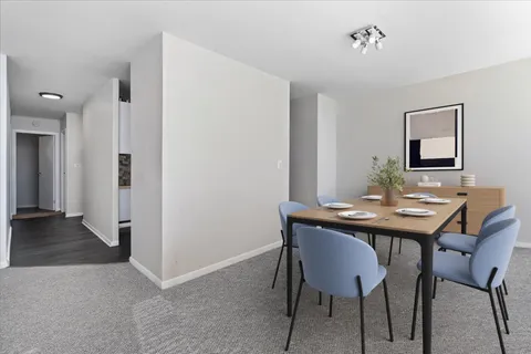 $269,000 | 6171 North Sheridan Road, Unit 1112, Chicago, IL 60660