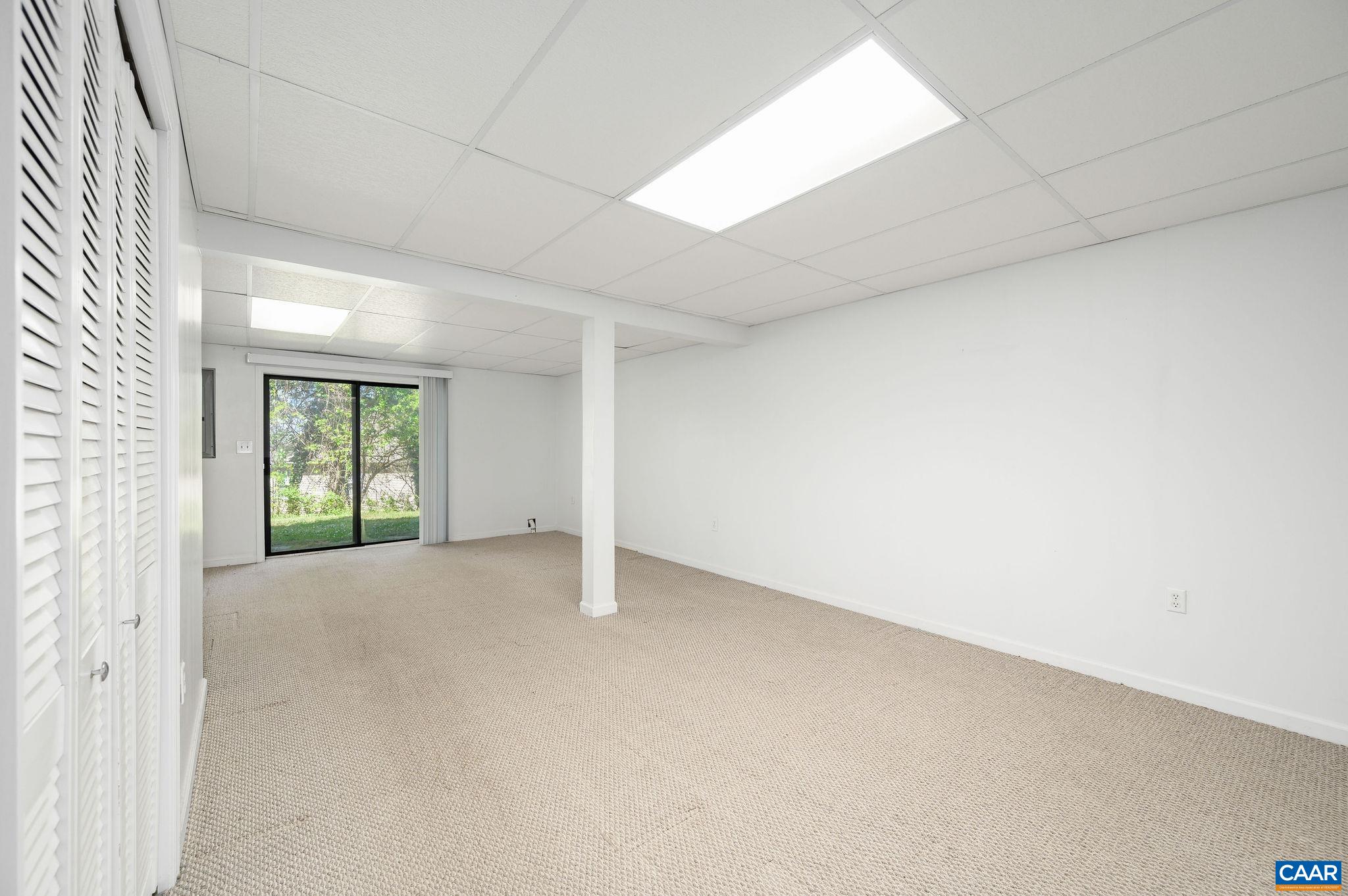 1294 Millpond Road Charlottesville, VA 22902 - Photo 15 of 33