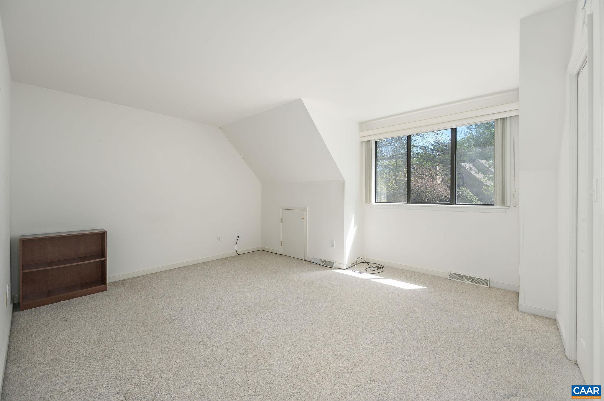 1294 Millpond Road Charlottesville, VA 22902 - Photo 21 of 33