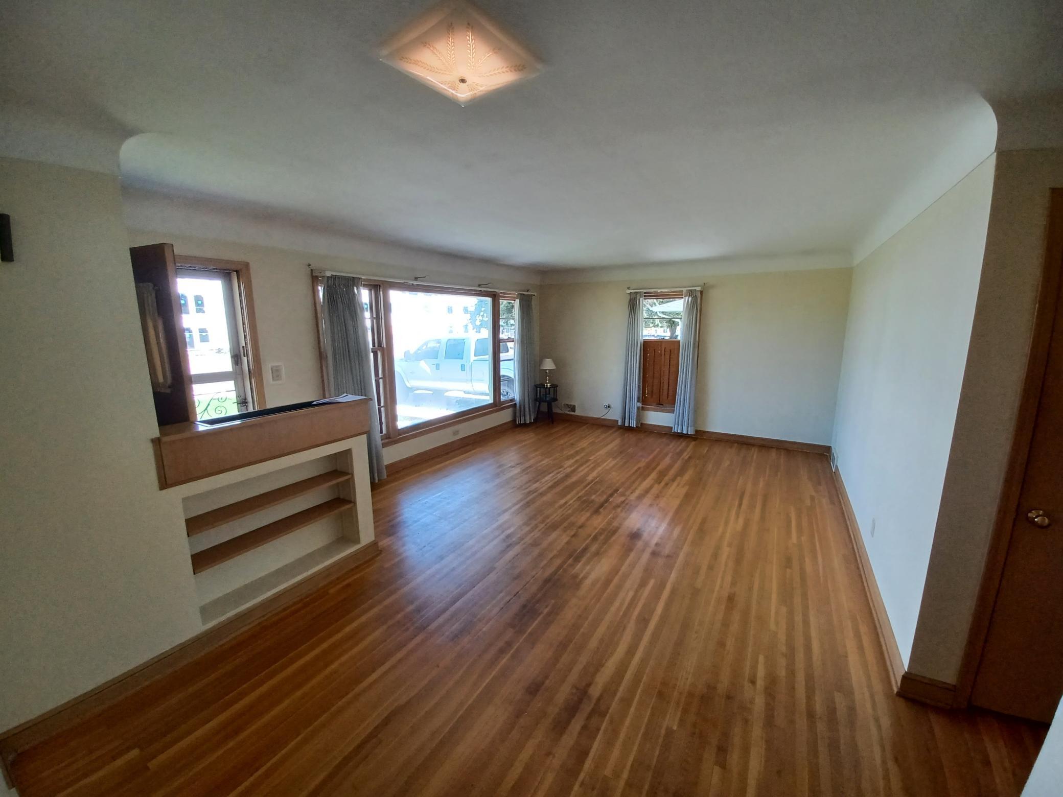 1426 County B Road West Roseville, MN 55113 - Photo 5 of 19 Gallery Image 5