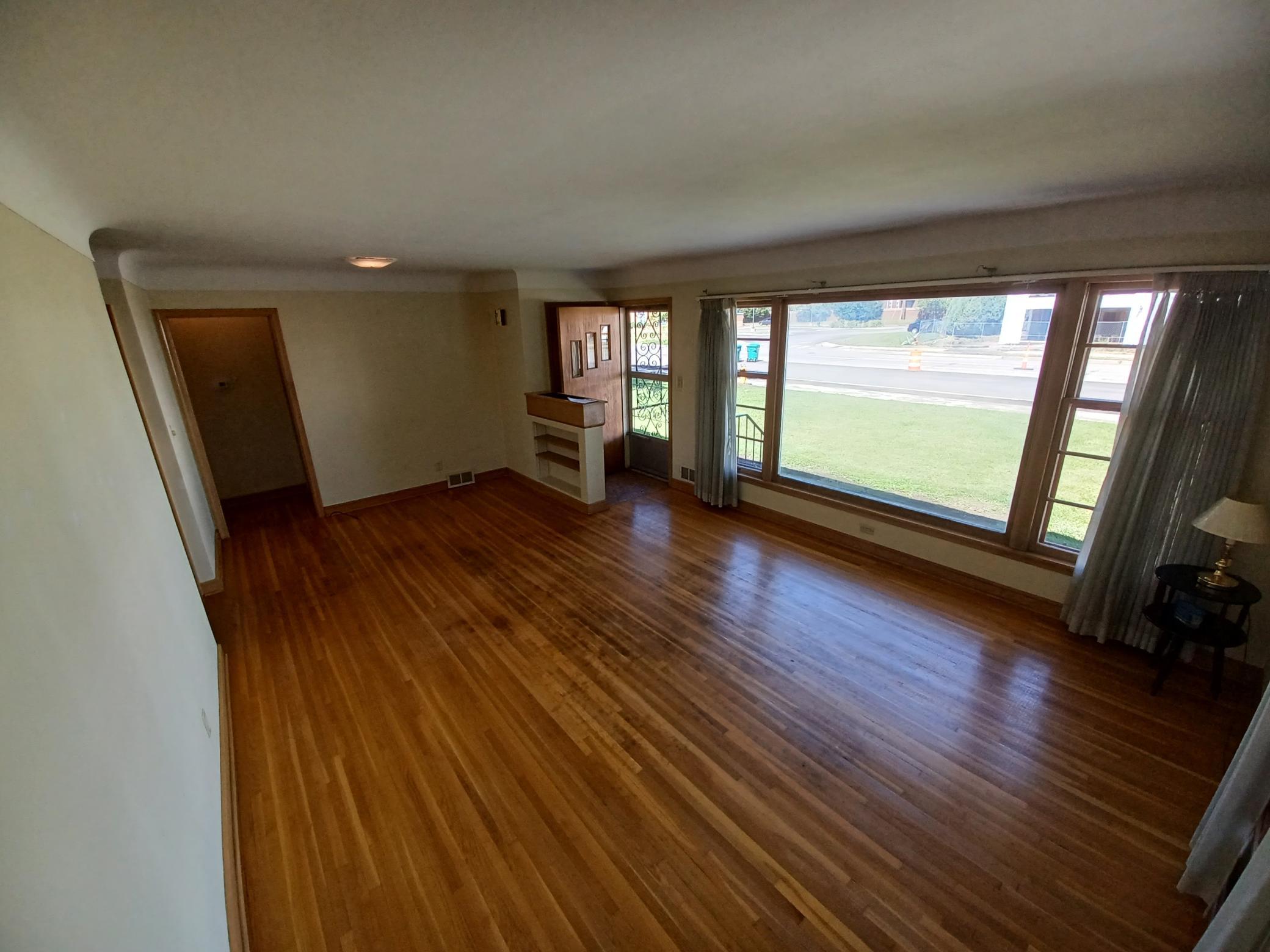 1426 County B Road West Roseville, MN 55113 - Photo 6 of 19 Gallery Image 6