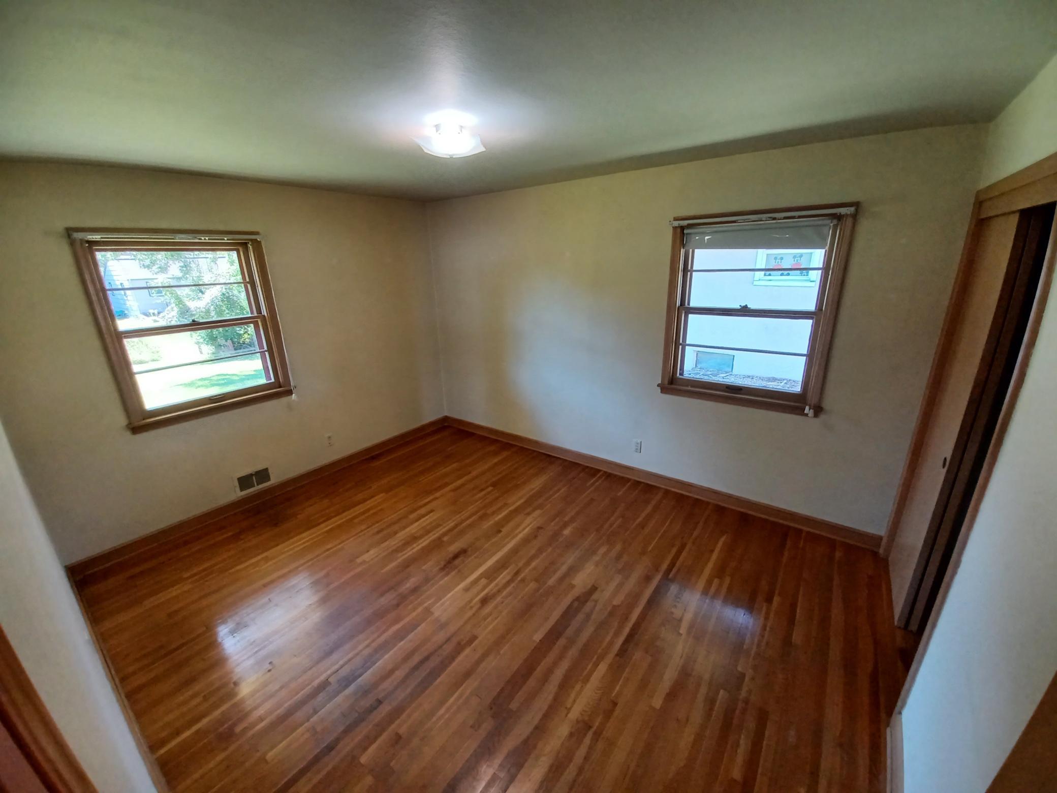 1426 County B Road West Roseville, MN 55113 - Photo 7 of 19 Gallery Image 7