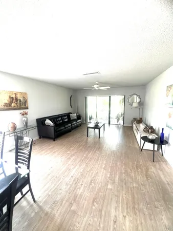 $1,950 | 21411 Juego Circle, Unit 32B, Boca Raton, FL 33433