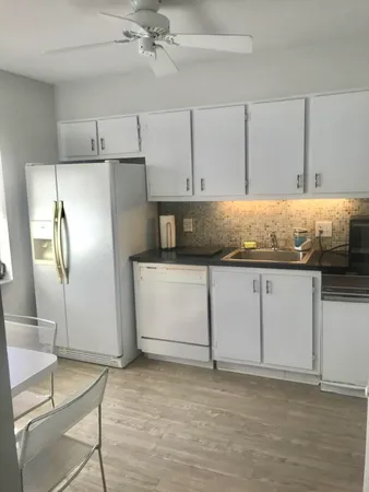 $1,950 | 21411 Juego Circle, Unit 32B, Boca Raton, FL 33433