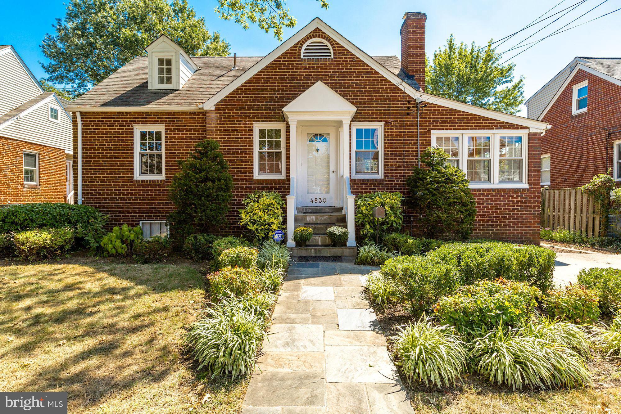 4830 25th Road North Arlington, VA 22207 - Photo 1 of 30 Exterior (Front)