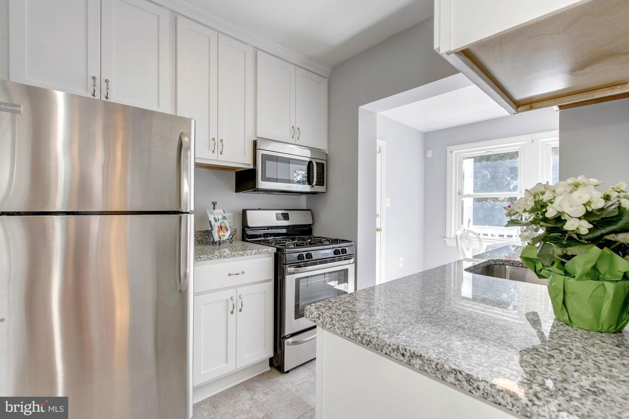 4830 25th Road North Arlington, VA 22207 - Photo 2 of 30 Kitchen