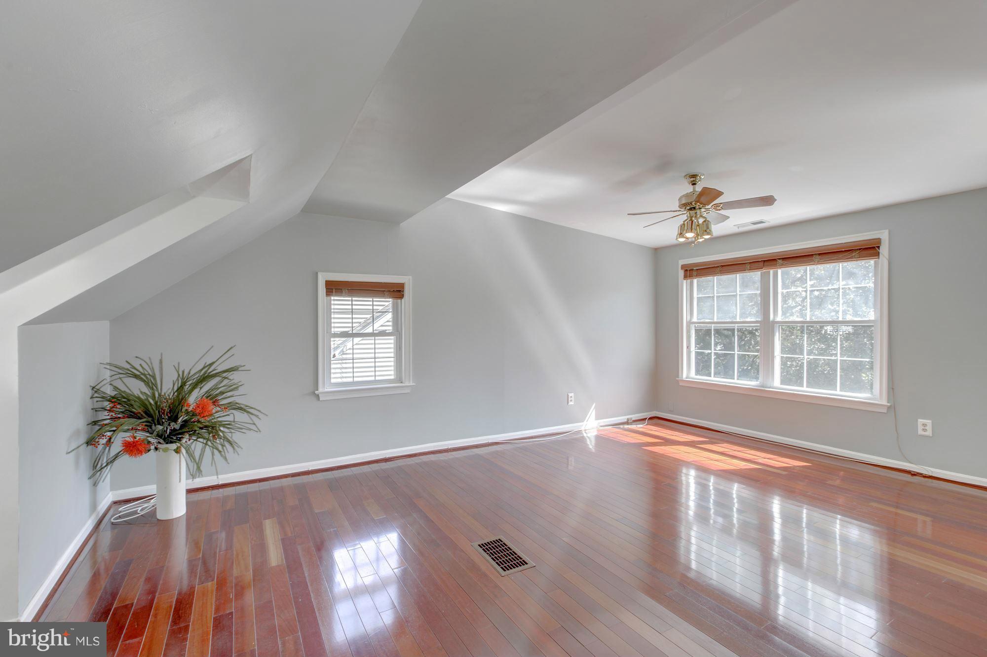 4830 25th Road North Arlington, VA 22207 - Photo 15 of 30 Bedroom (Master)