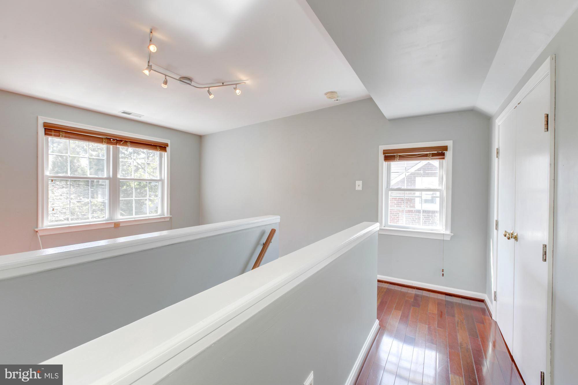 4830 25th Road North Arlington, VA 22207 - Photo 19 of 30 Bedroom (Master)
