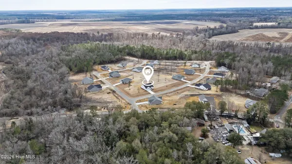 $369,900 | 405 Alice Lane, Burgaw, NC 28425