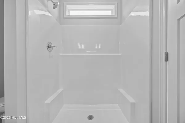 $369,900 | 405 Alice Lane, Burgaw, NC 28425