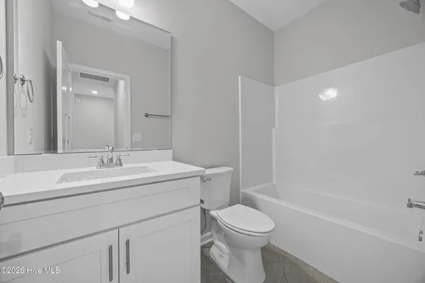 $369,900 | 405 Alice Lane, Burgaw, NC 28425