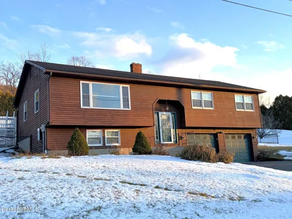 $415,000 | 8 Country Road, Adams, MA 01220