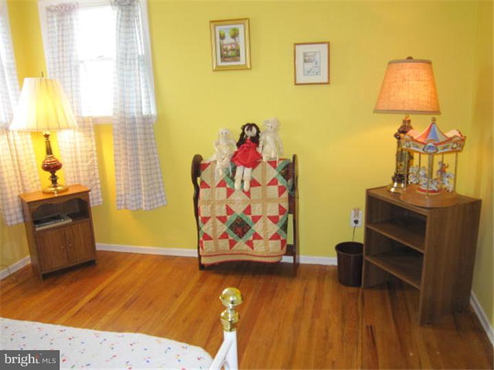 291 Surrey Road Southampton, PA 18966 - Photo 12 of 17 Bedroom 4