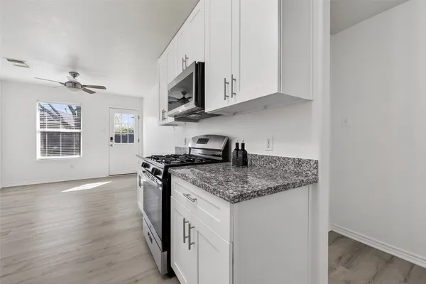 $2,100 | 9111 Grand Villa Lane, Richmond, TX 77407