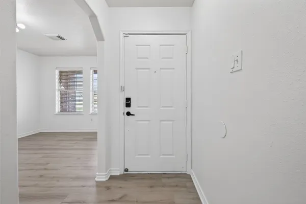 $2,100 | 9111 Grand Villa Lane, Richmond, TX 77407