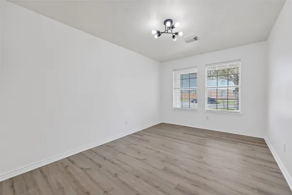 $2,100 | 9111 Grand Villa Lane, Richmond, TX 77407