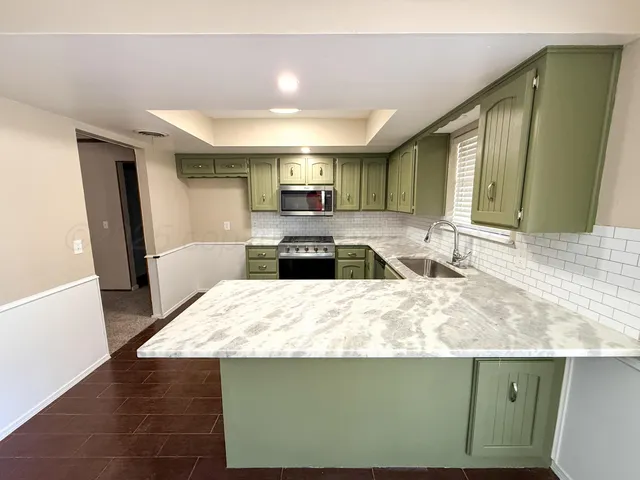 $275,500 | 1008 Santa Fe Trail, Canyon, TX 79015