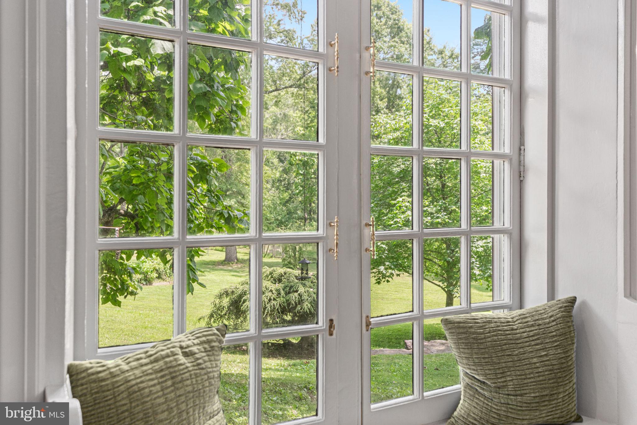 137 Callowhill Road Chalfont, PA 18914 - Photo 16 of 59 a view of a chair and window
