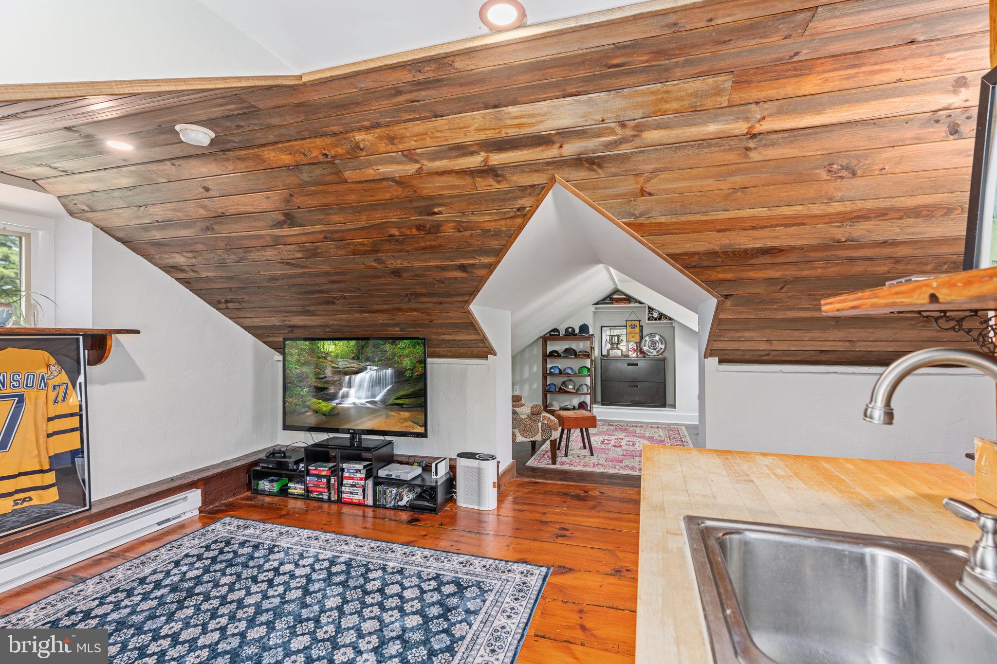137 Callowhill Road Chalfont, PA 18914 - Photo 53 of 59 a outdoor space with seating area
