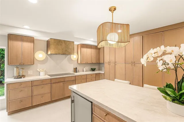 $2,850,000 | 4877 Pineview Circle, Delray Beach, FL 33445