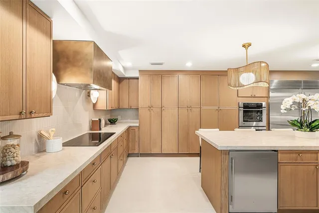 $2,850,000 | 4877 Pineview Circle, Delray Beach, FL 33445