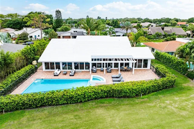 $2,850,000 | 4877 Pineview Circle, Delray Beach, FL 33445