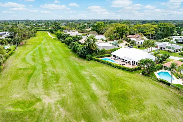 $2,850,000 | 4877 Pineview Circle, Delray Beach, FL 33445