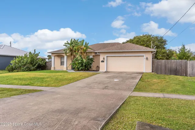 $329,000 | 6420 Homestead Avenue, Cocoa, FL 32927