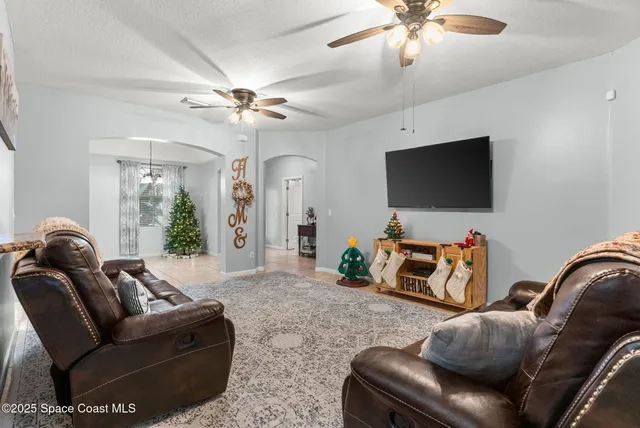 $329,000 | 6420 Homestead Avenue, Cocoa, FL 32927