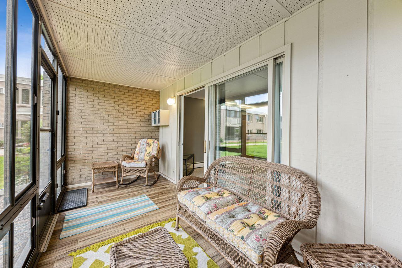 4380 Brookside Court, Unit 116 Edina, MN 55436 - Photo 15 of 30