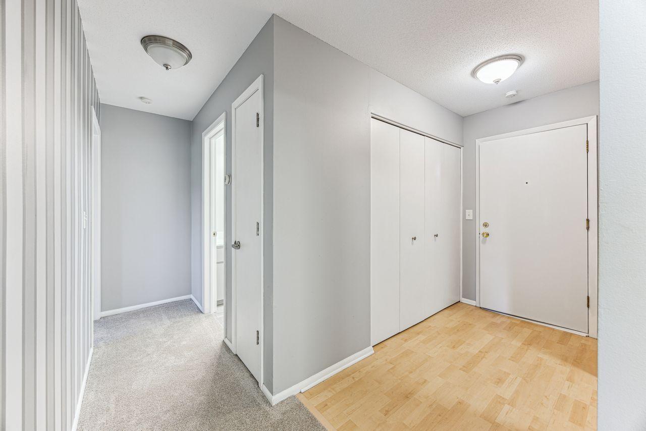 4380 Brookside Court, Unit 116 Edina, MN 55436 - Photo 10 of 30