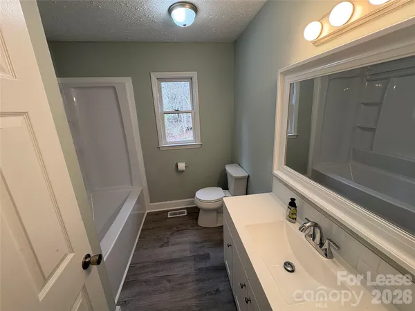 $1,400 | 2610 Tablerock Road, Lenoir, NC 28645