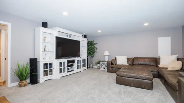 $450,000 | 1001 Bach Drive, Bloomington, IL 61704