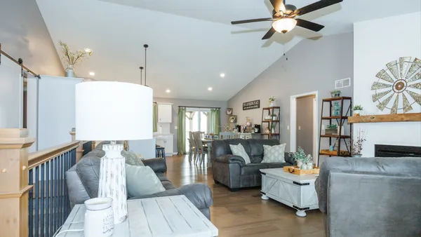 $450,000 | 1001 Bach Drive, Bloomington, IL 61704