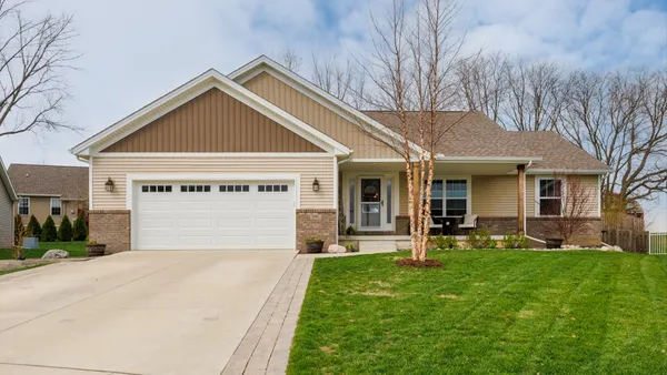 $450,000 | 1001 Bach Drive, Bloomington, IL 61704