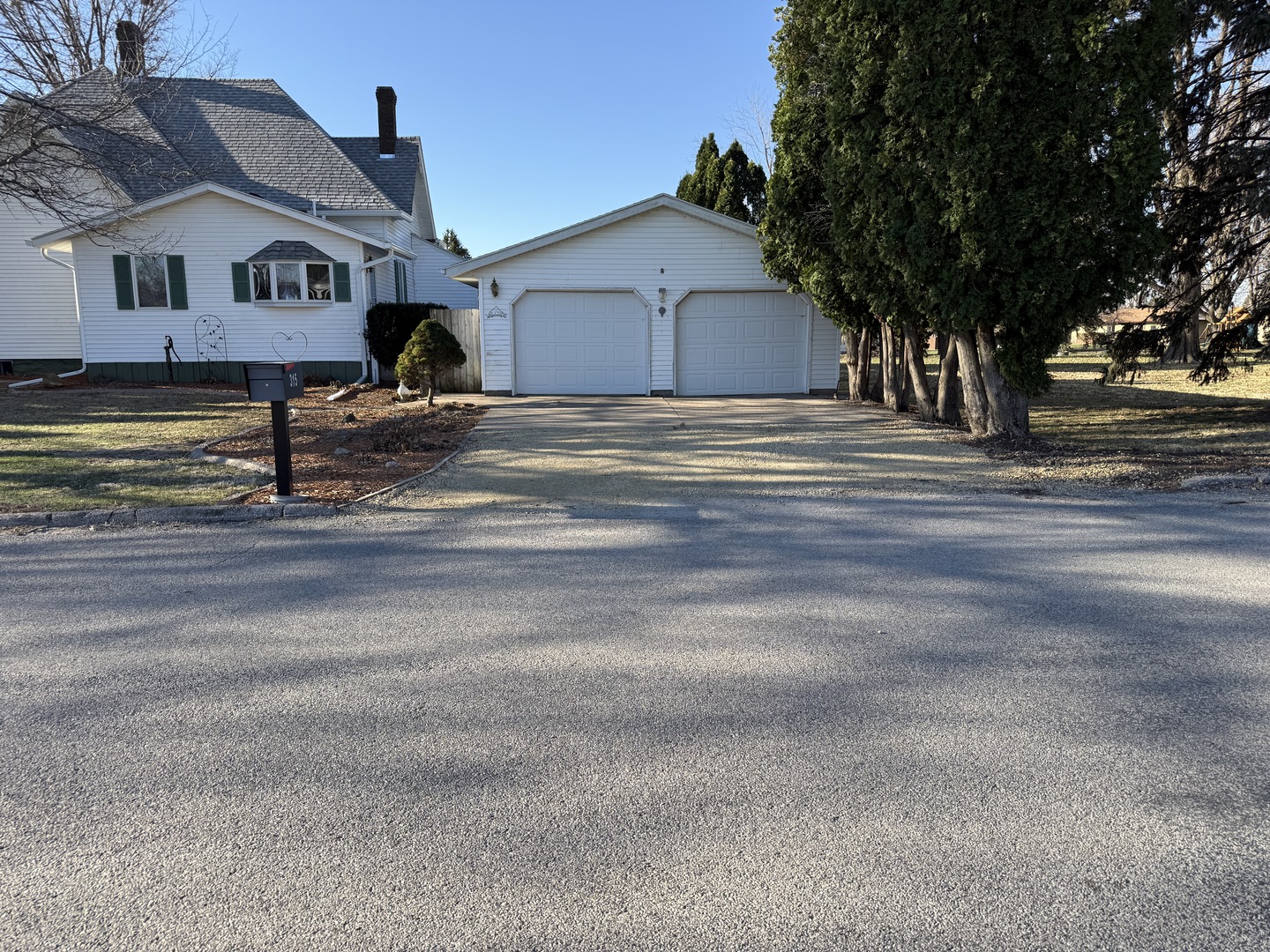 315 1st Street Bennett, IA 52721 - Photo 2 of 48