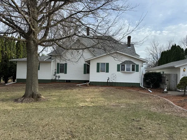 $250,000 | 315 1st Street, Bennett, IA 52721
