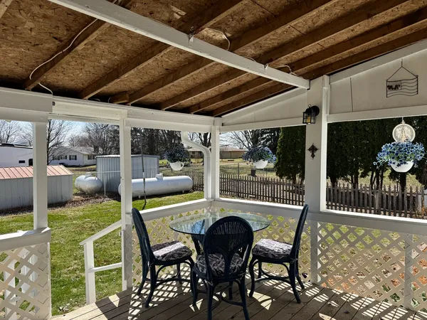 $250,000 | 315 1st Street, Bennett, IA 52721