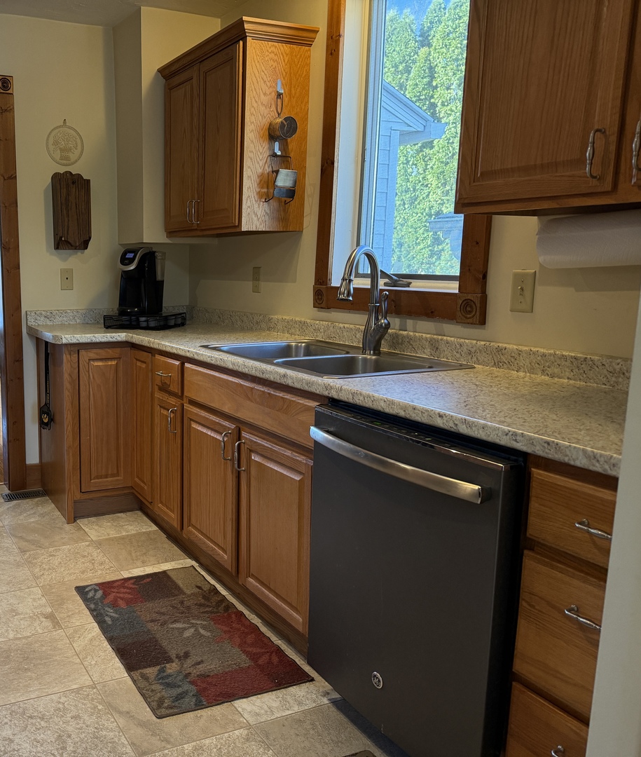 315 1st Street Bennett, IA 52721 - Photo 7 of 48